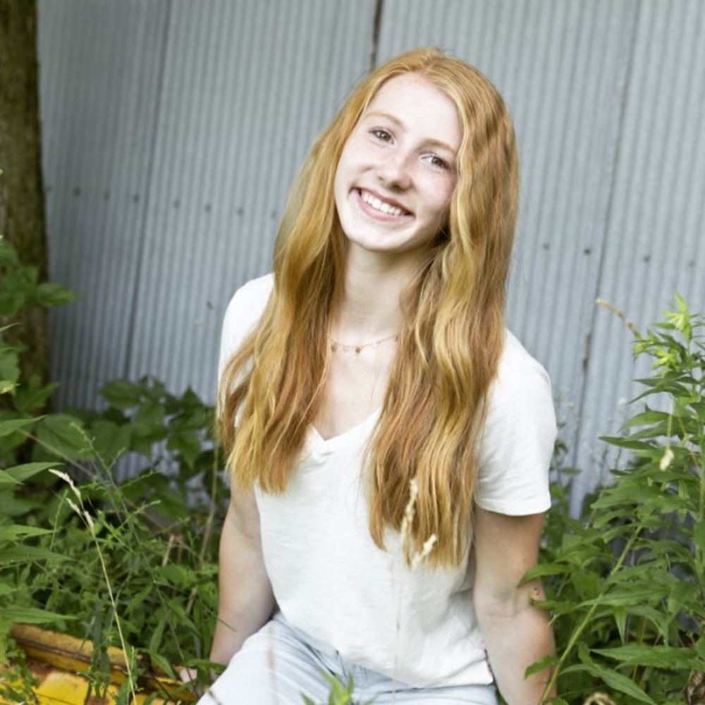 Meet your Posher, Ava